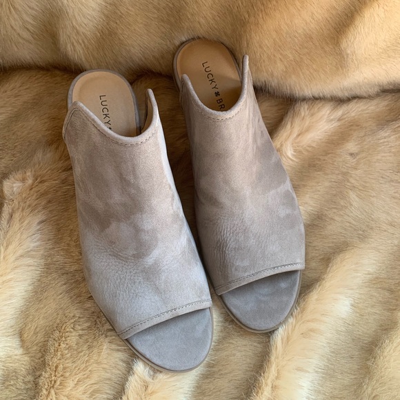 Lucky Brand Shoes - Lucky brand mule slides